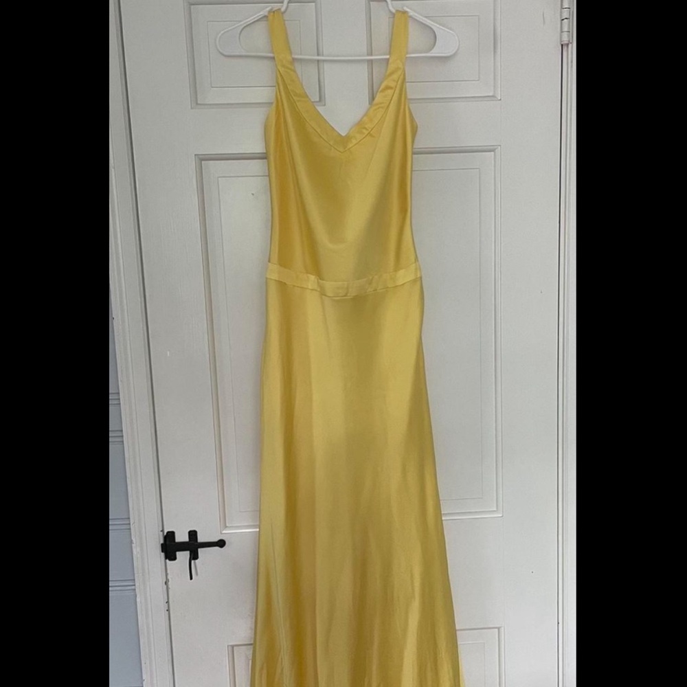 (Message before you buy) How to Lose a Guy in 10 Days yellow
DRESS